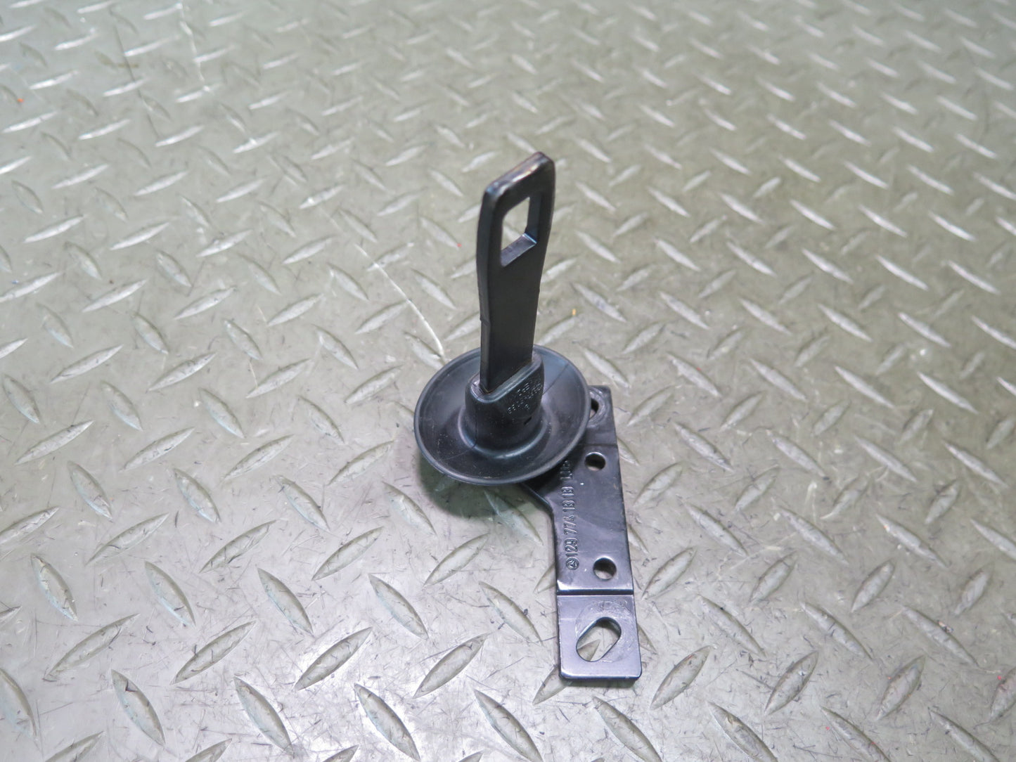 94-02 Mercedes R129 SL500 SL600 Set of 2 Soft TOP Roof Locking PIN Guide OEM