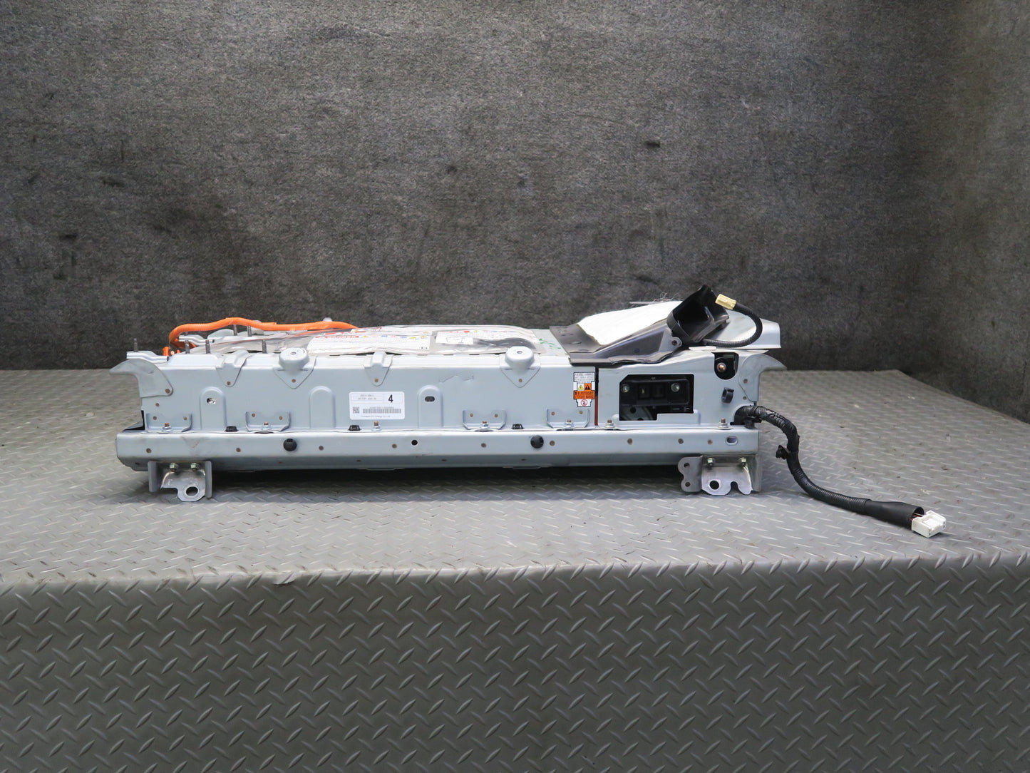 08-09 Lexus UVF46L LS600h Hybrid Battery Assembly G9510-50011 158k Miles OEM