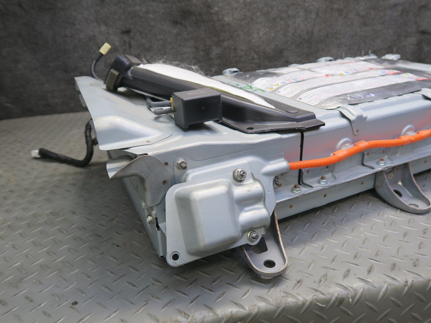 08-09 Lexus UVF46L LS600h Hybrid Battery Assembly G9510-50011 158k Miles OEM