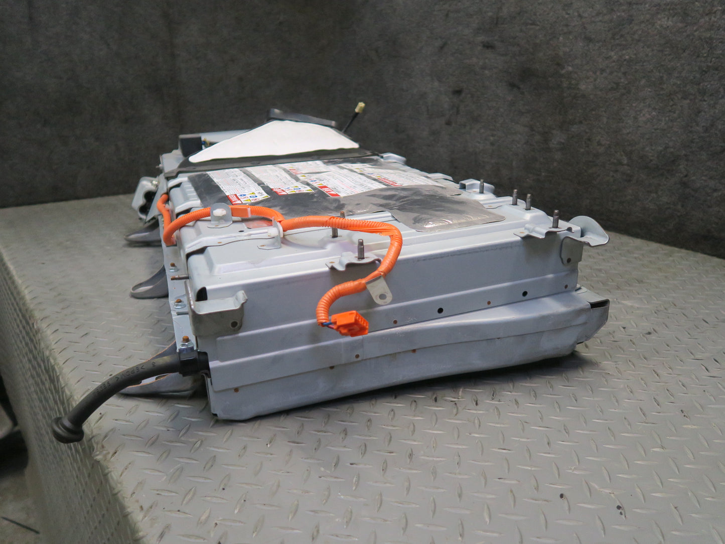 08-09 Lexus UVF46L LS600h Hybrid Battery Assembly G9510-50011 158k Miles OEM