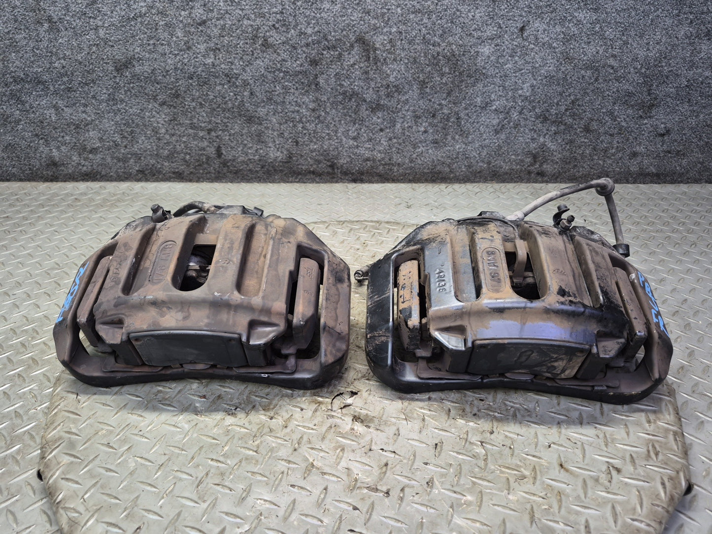 2006-2010 BMW E63 E64 M6 Front Left & Right Side Brake Caliper Set of 2