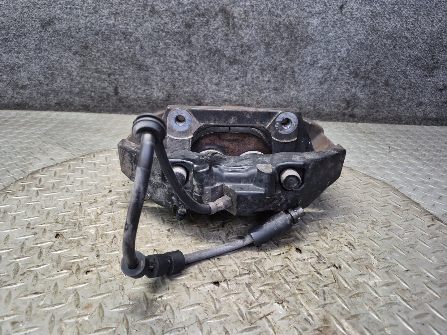 2006-2010 BMW E63 E64 M6 Front Left & Right Side Brake Caliper Set of 2