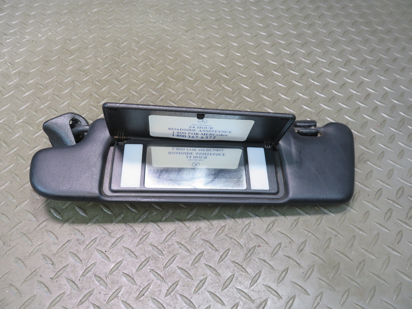 96-02 Mercedes R129 Sl-class Set of 2 Front Left & Right Sun Visor Black OEM