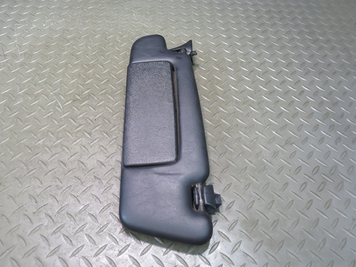 96-02 Mercedes R129 Sl-class Set of 2 Front Left & Right Sun Visor Black OEM