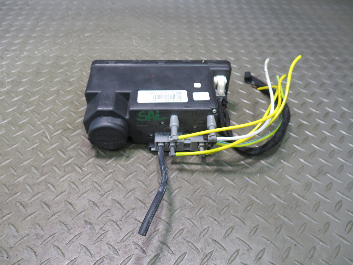 98-02 Mercedes R129 SL500 Central Lock Locking Vacuum Pump 1298001748 OEM