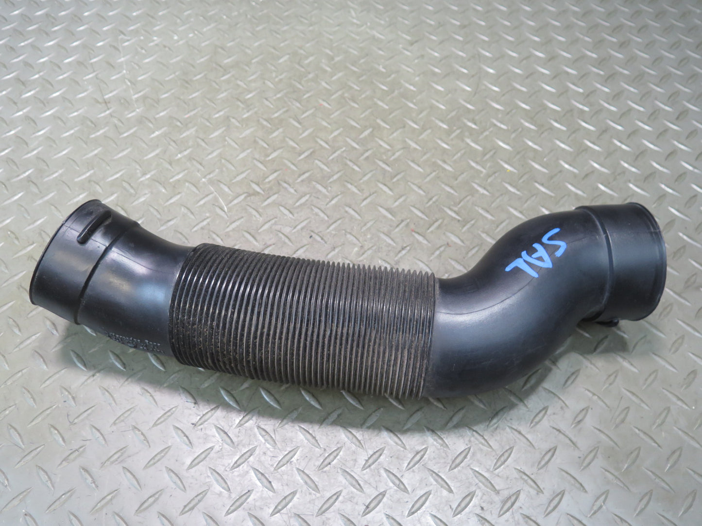 99-02 Mercedes R129 SL500 Set of 2 Left & Right Air Intake Duct Tube OEM