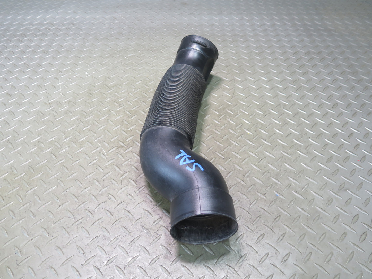 99-02 Mercedes R129 SL500 Set of 2 Left & Right Air Intake Duct Tube OEM