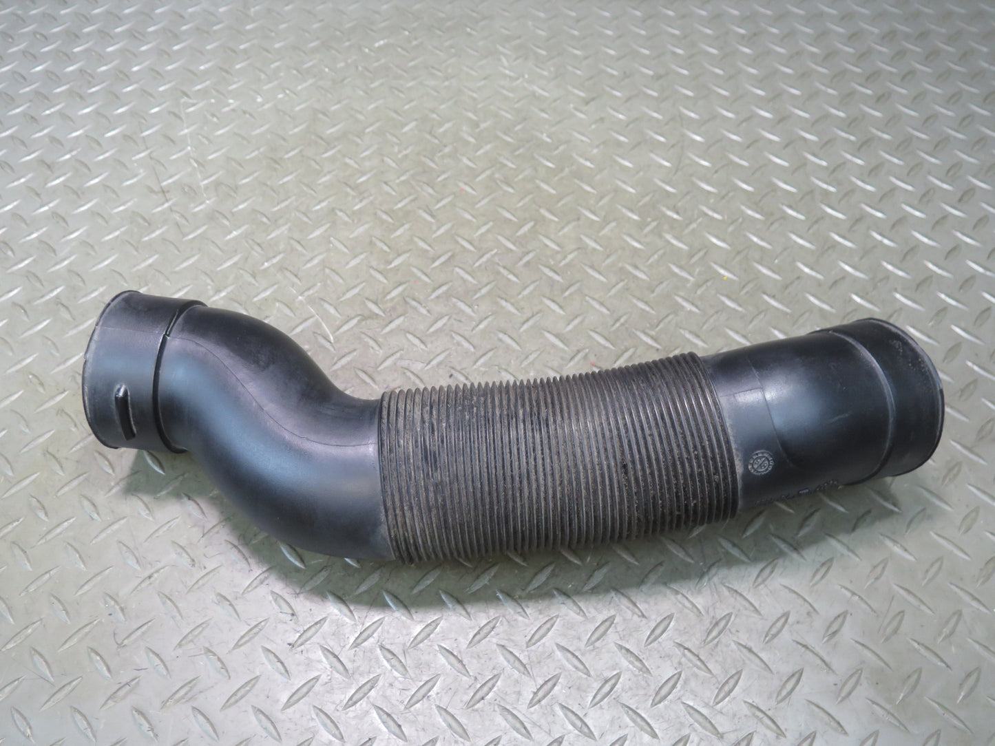 99-02 Mercedes R129 SL500 Set of 2 Left & Right Air Intake Duct Tube OEM