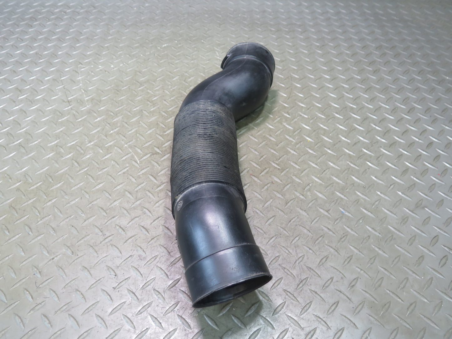 99-02 Mercedes R129 SL500 Set of 2 Left & Right Air Intake Duct Tube OEM