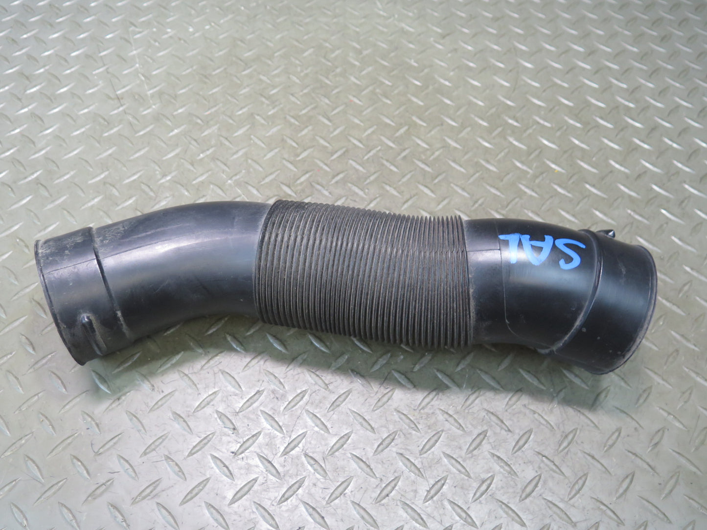 99-02 Mercedes R129 SL500 Set of 2 Left & Right Air Intake Duct Tube OEM
