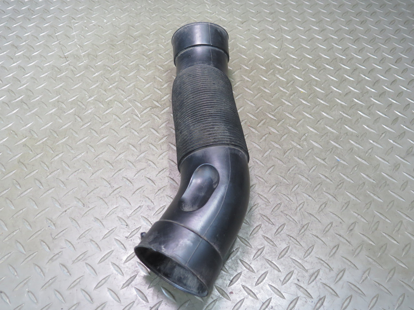 99-02 Mercedes R129 SL500 Set of 2 Left & Right Air Intake Duct Tube OEM