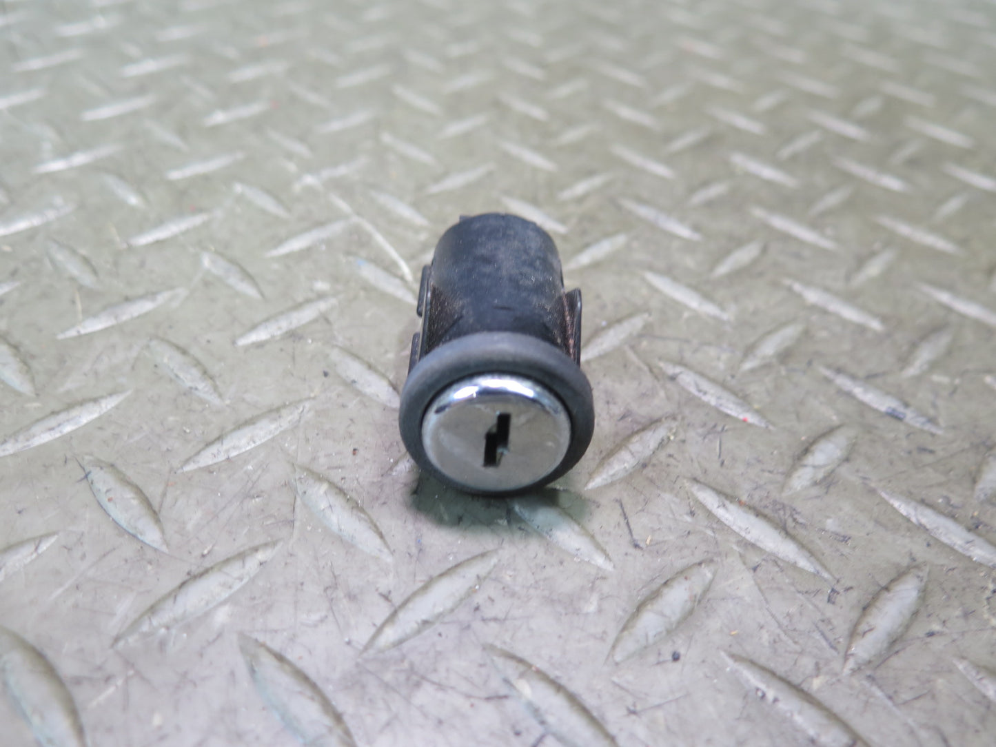 02-05 Ford Thunderbird Ignition Switch Door Trunk Lock Cylinder KEY Set OEM