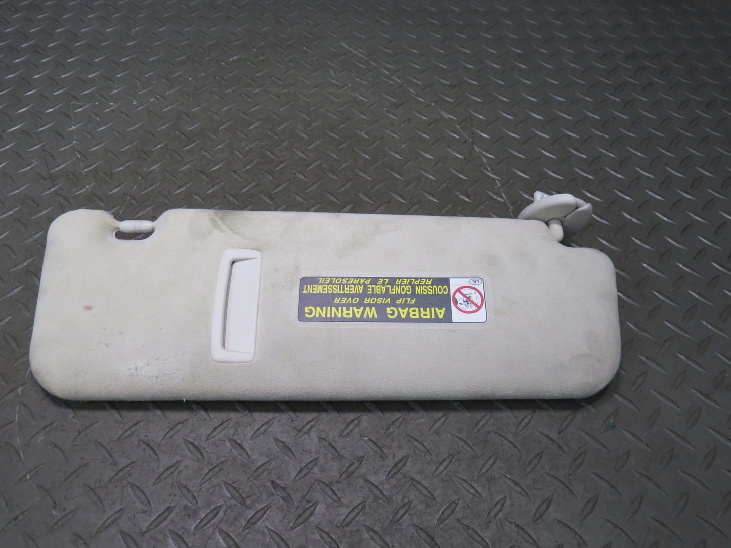 08-09 Lexus UVF46L LS600h Set of 2 Front Left & Right Sun Visor OEM