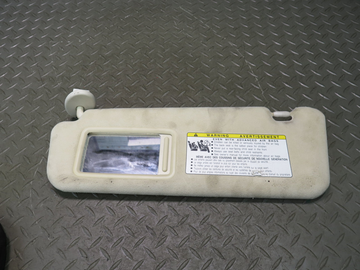 08-09 Lexus UVF46L LS600h Set of 2 Front Left & Right Sun Visor OEM