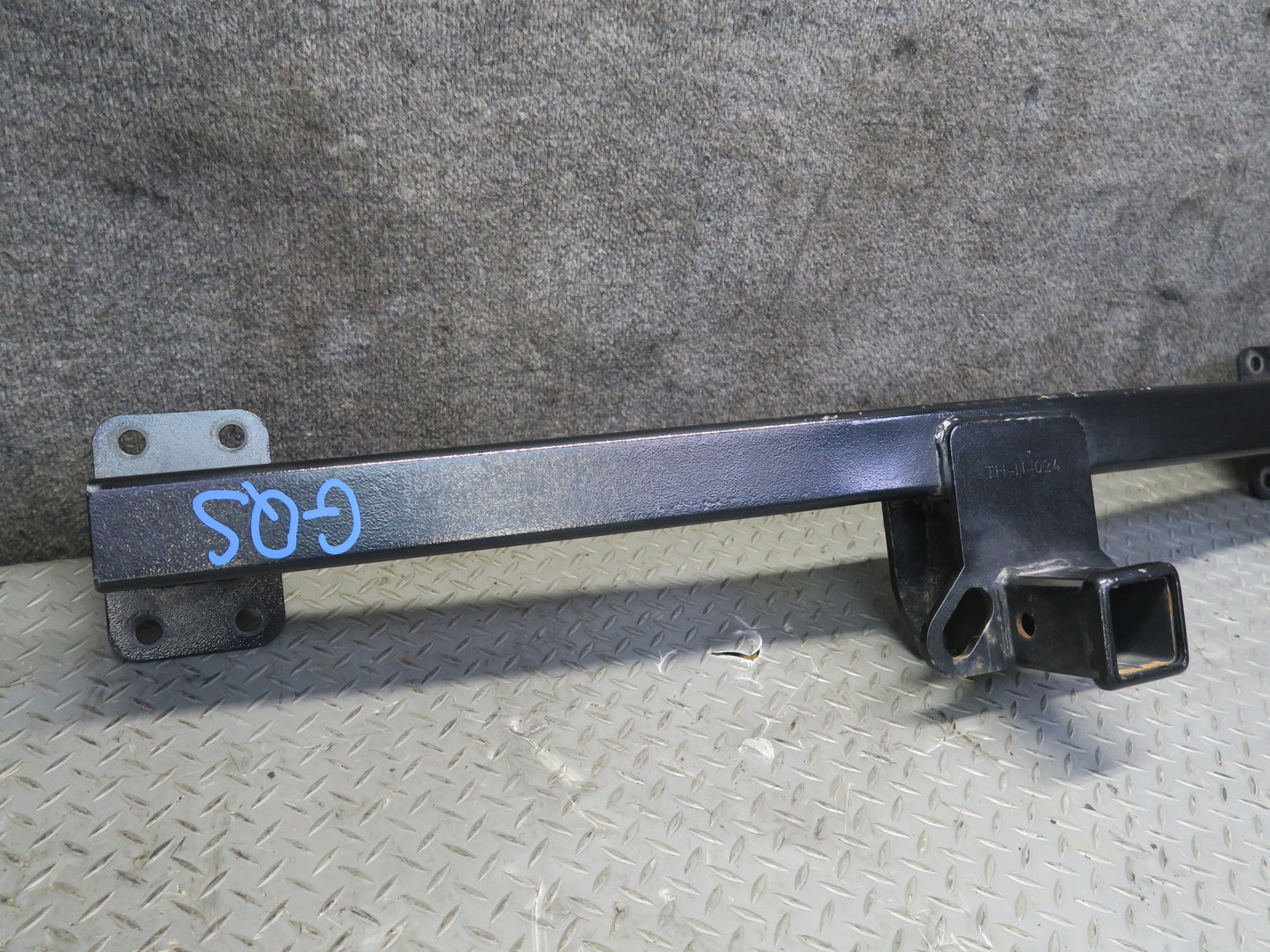07-15 Audi 4L Q7 Rear TOW Towing Trailer Hitch Bar OEM