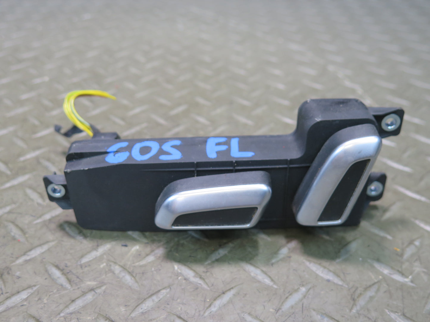 07-15 Audi 4L Q7 Front Left Seat Adjustment Control Switch 4L0959747A OEM