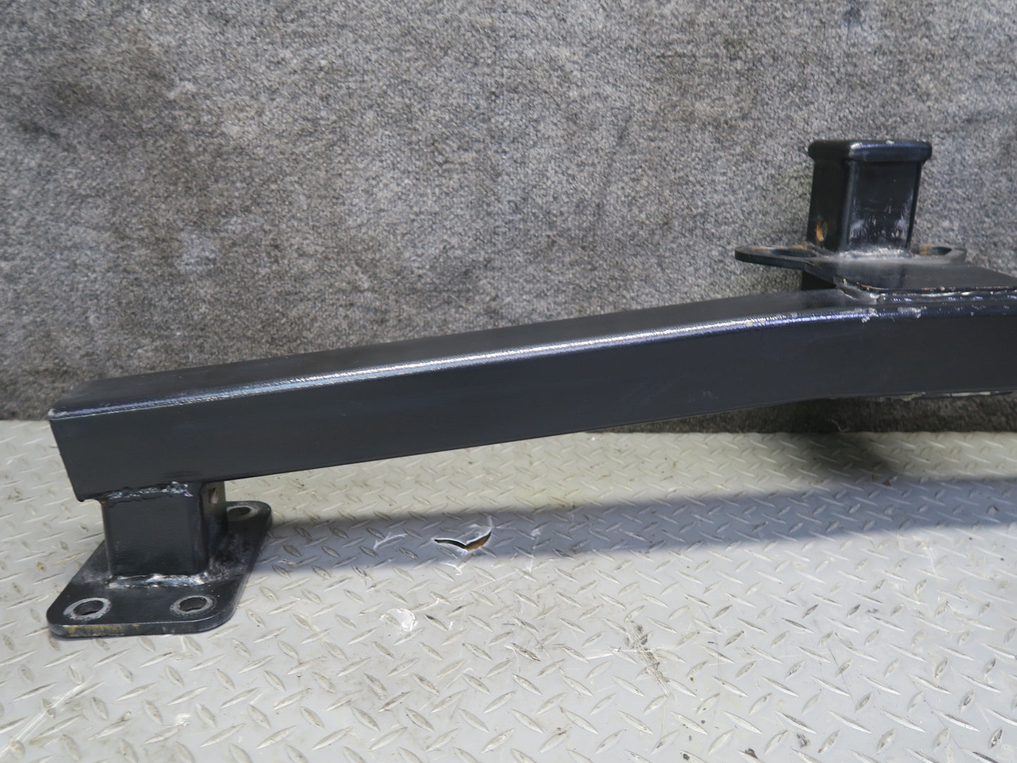 07-15 Audi 4L Q7 Rear TOW Towing Trailer Hitch Bar OEM