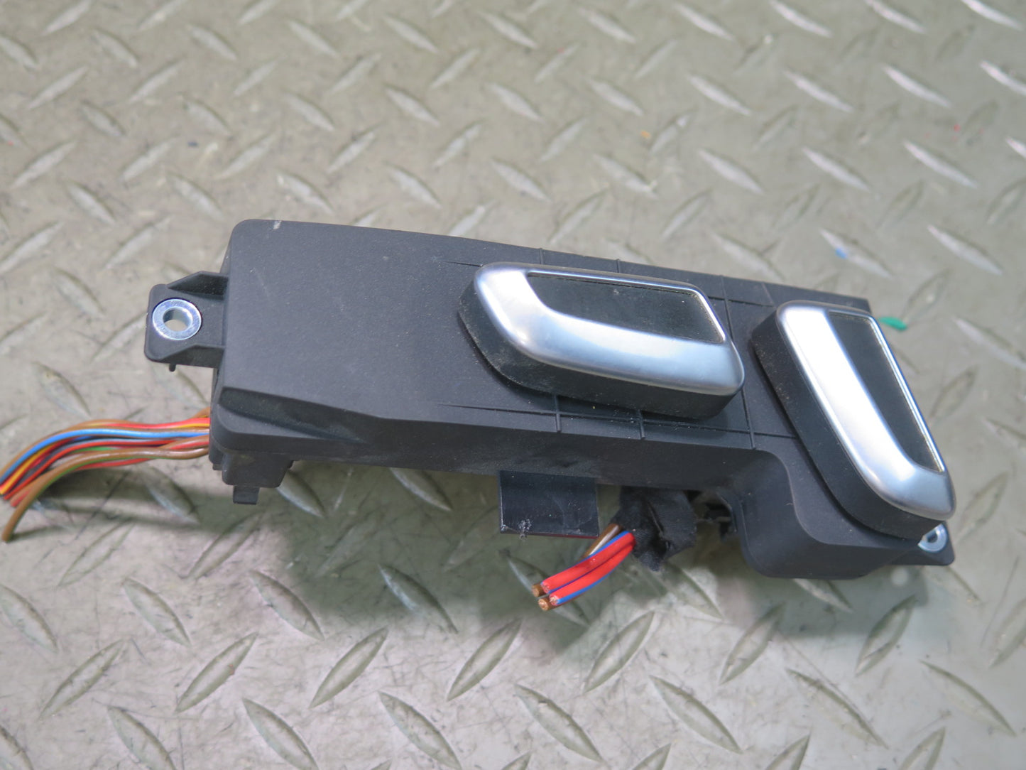 07-15 Audi 4L Q7 Front Right Seat Adjustment Control Switch 4L0959748 OEM