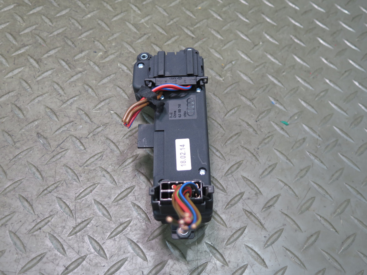 07-15 Audi 4L Q7 Front Right Seat Adjustment Control Switch 4L0959748 OEM