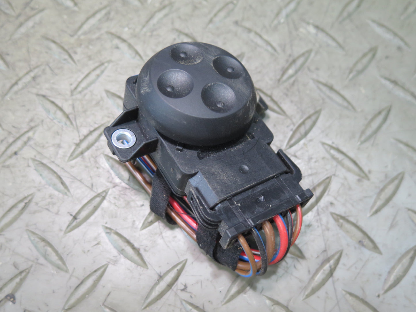 07-15 Audi 4L Q7 Front Left Seat Adjust Lumbar Control Switch 8E0959777B OEM