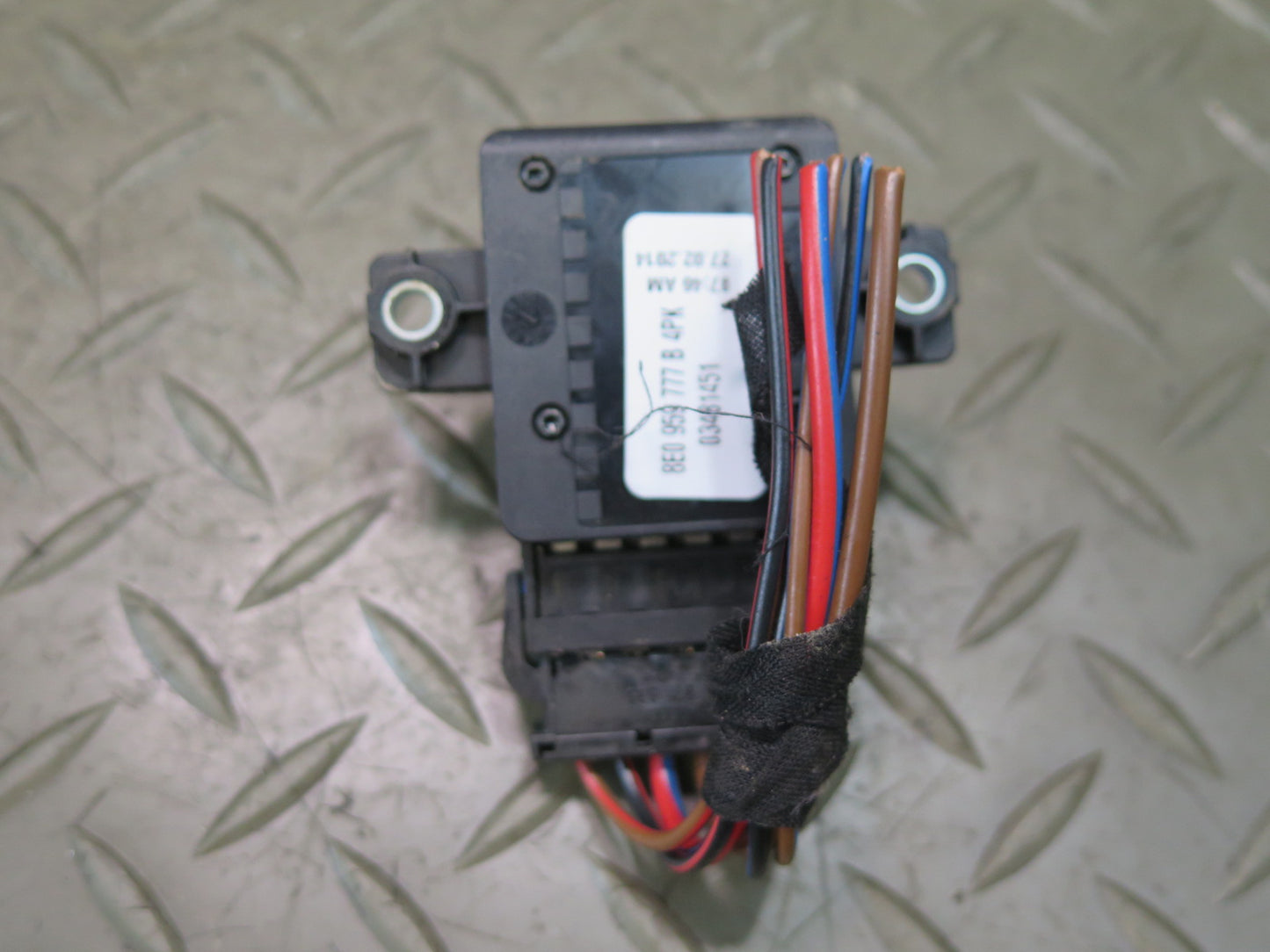 07-15 Audi 4L Q7 Front Left Seat Adjust Lumbar Control Switch 8E0959777B OEM
