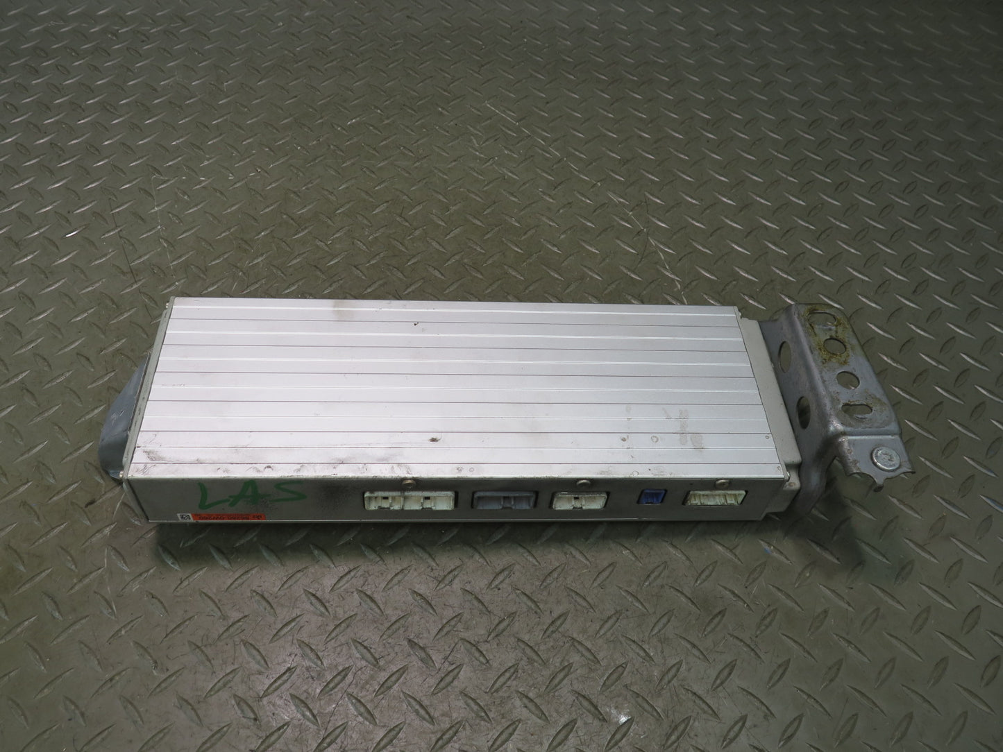 07-09 Lexus UVF46L LS600h LS460 Mark Levinson Audio Amplifier AMP OEM
