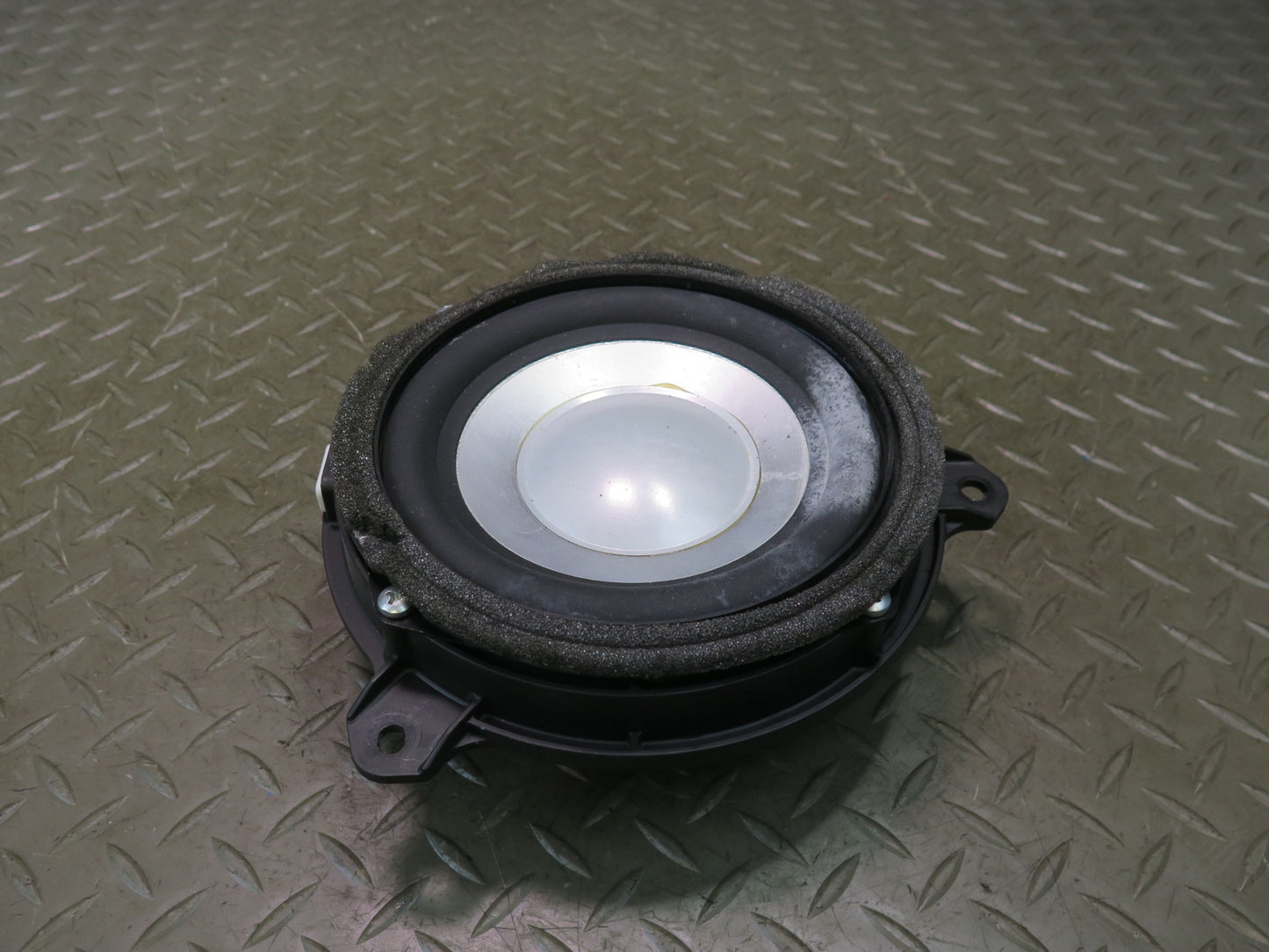 07-17 Lexus LS600h LS460 Rear Left or Right Door Mark Levinson Speaker OEM