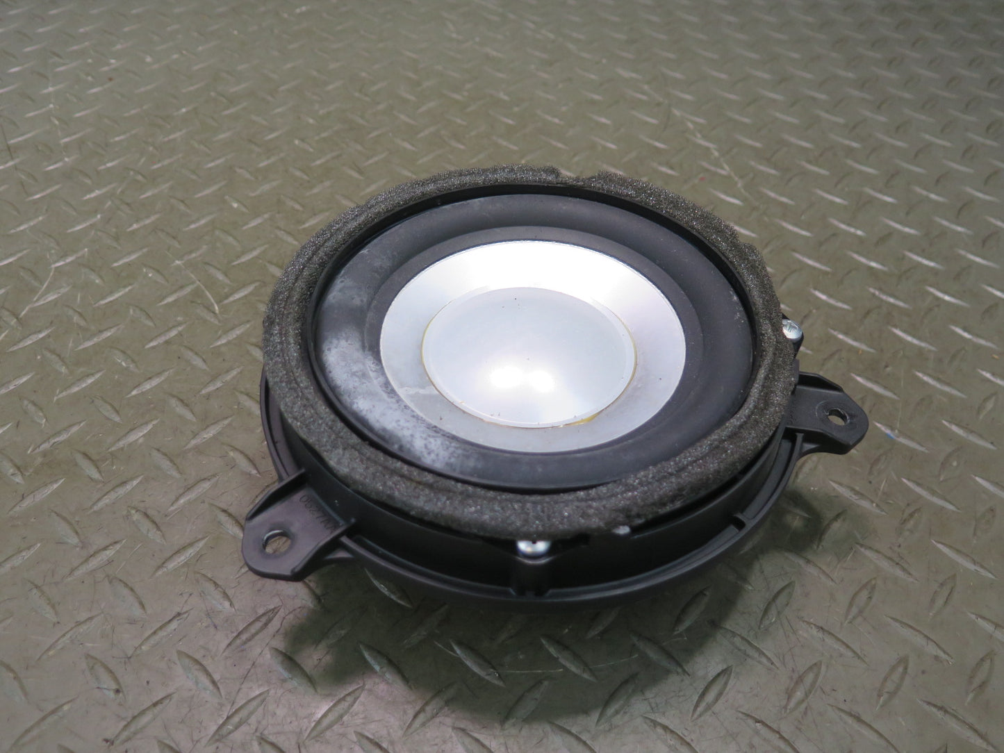 07-17 Lexus LS600h LS460 Rear Left or Right Door Mark Levinson Speaker OEM