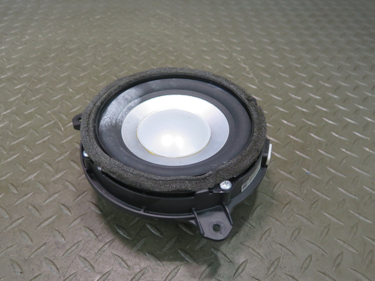 07-17 Lexus LS600h LS460 Rear Left or Right Door Mark Levinson Speaker OEM