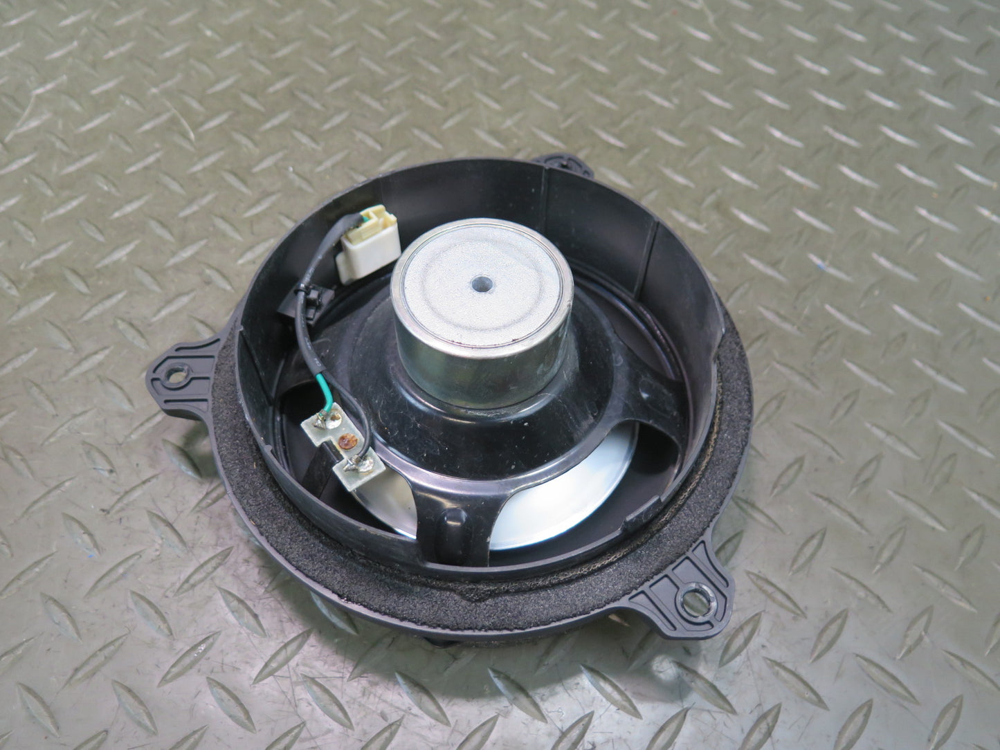 07-17 Lexus LS600h LS460 Rear Left or Right Door Mark Levinson Speaker OEM