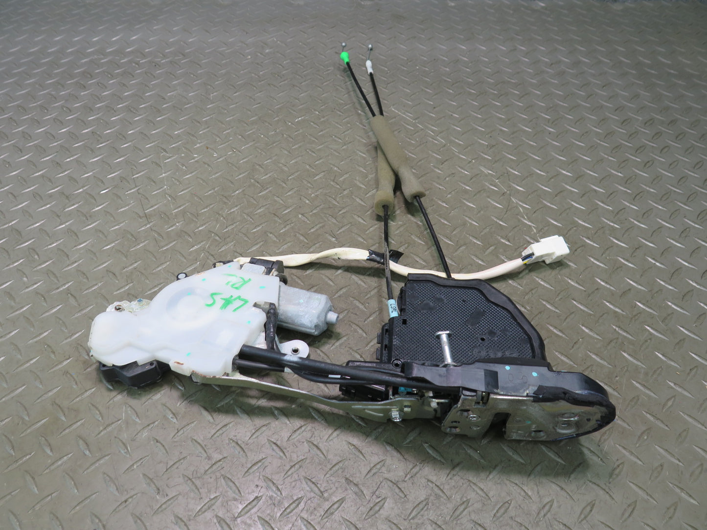08-09 Lexus UVF46L LS600h Rear Left Door Lock Latch Actuator w Soft Close OEM
