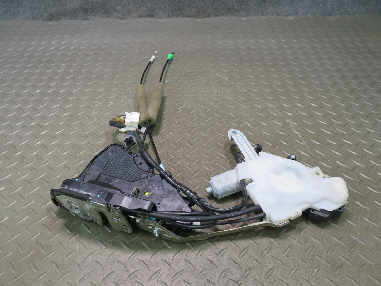07-09 Lexus LS600h LS460 Front Right Door Lock Latch Actuator Easy Close OEM