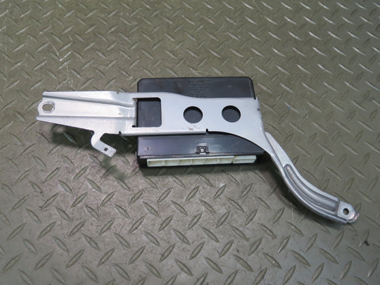 07-09 Lexus UVF46L LS600h LS460 Front Right Door Control Module 89223-50270 OEM