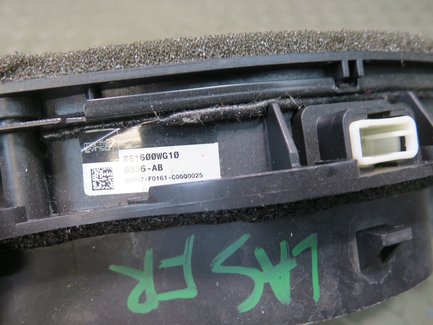 07-17 Lexus UVF46L LS600h LS460 Set of 2 Front Door Mark Levinson Speaker OEM