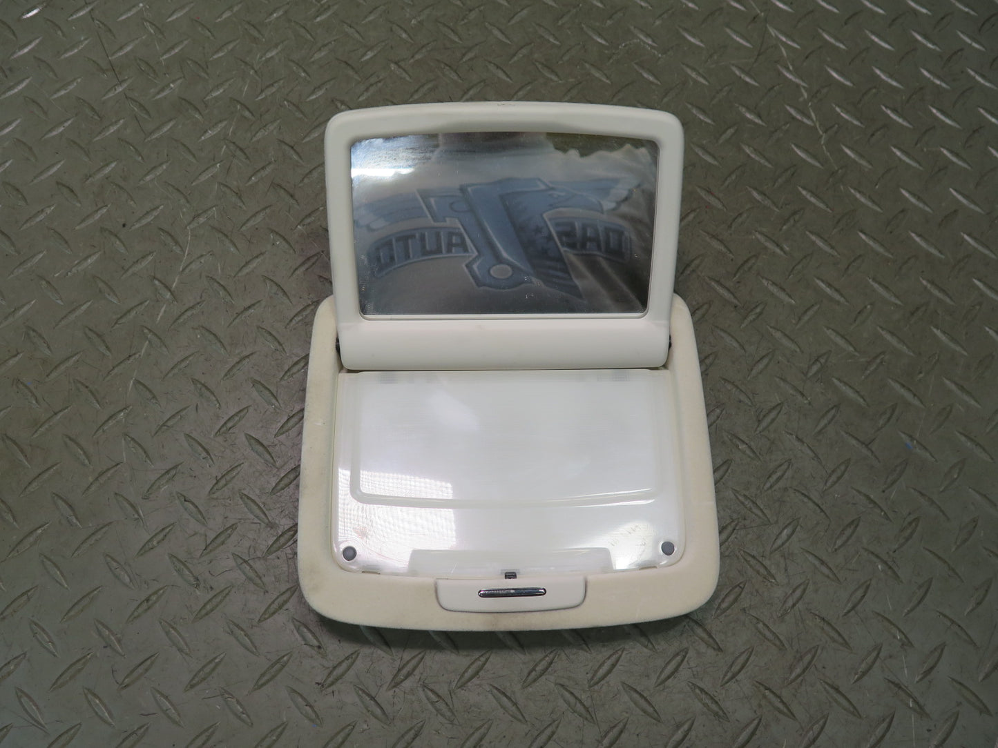 08-16 Lexus UVF46L LS600h Set of 2 Rear Left & Right Vanity Mirror OEM