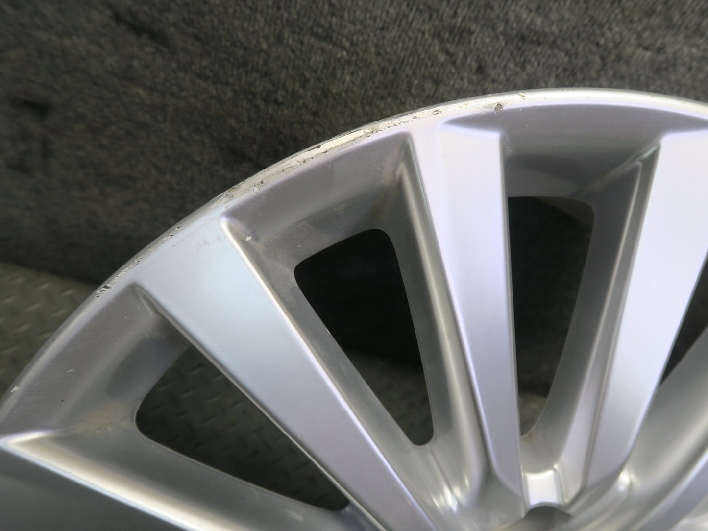 13-17 Lexus LS460 Factory Alloy R19 19" Wheel Rim 19x8J ET35 OEM