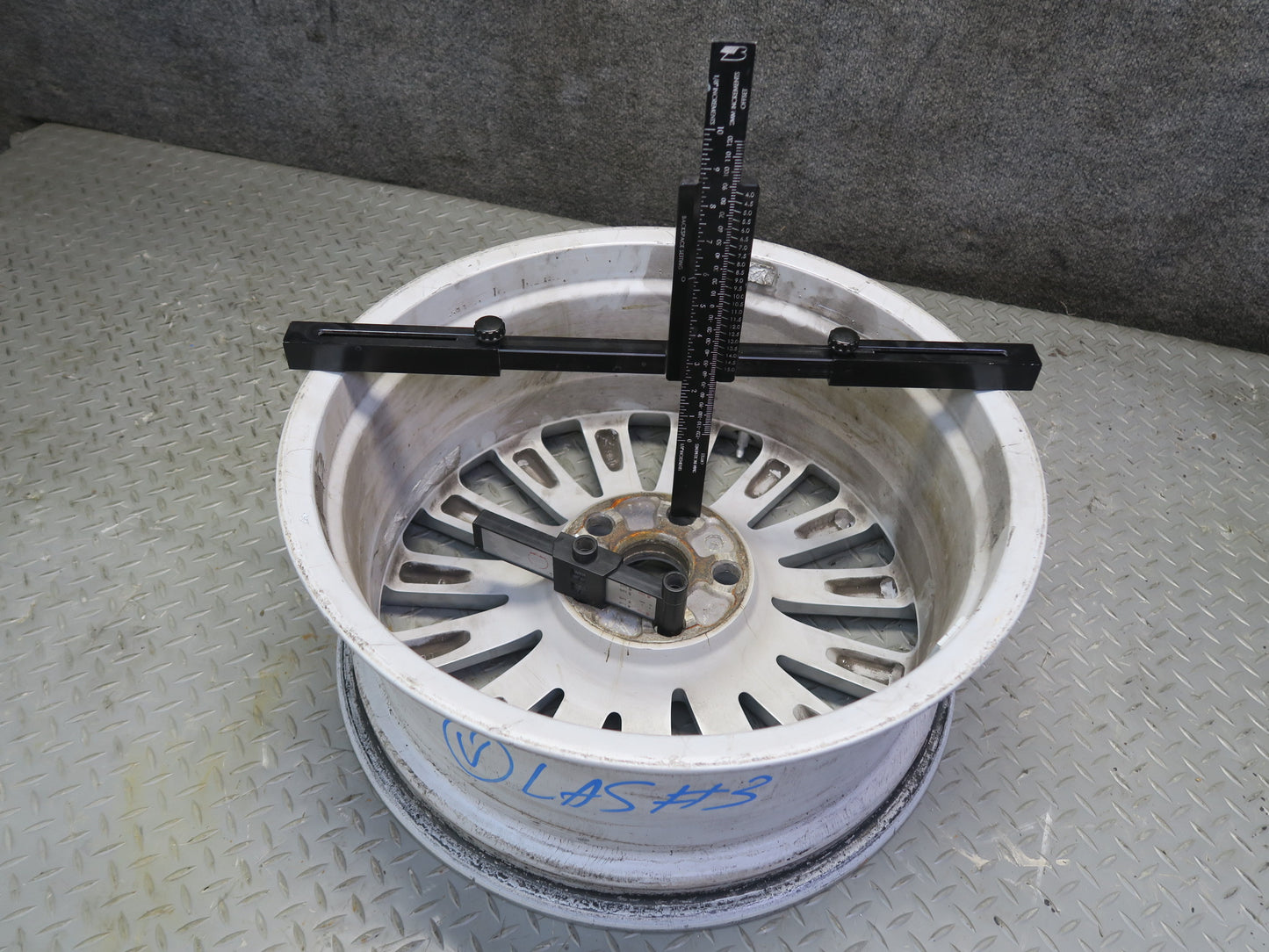13-17 Lexus LS460 Factory Alloy R19 19" Wheel Rim 19x8J ET35 OEM