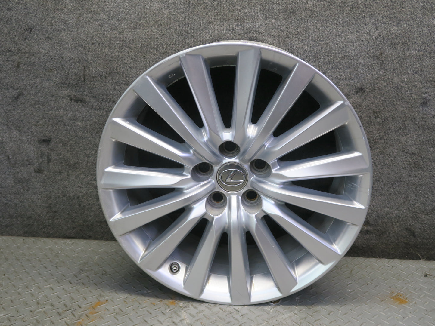 13-17 Lexus LS460 Factory Alloy R19 19" Wheel Rim 19x8J ET35 OEM