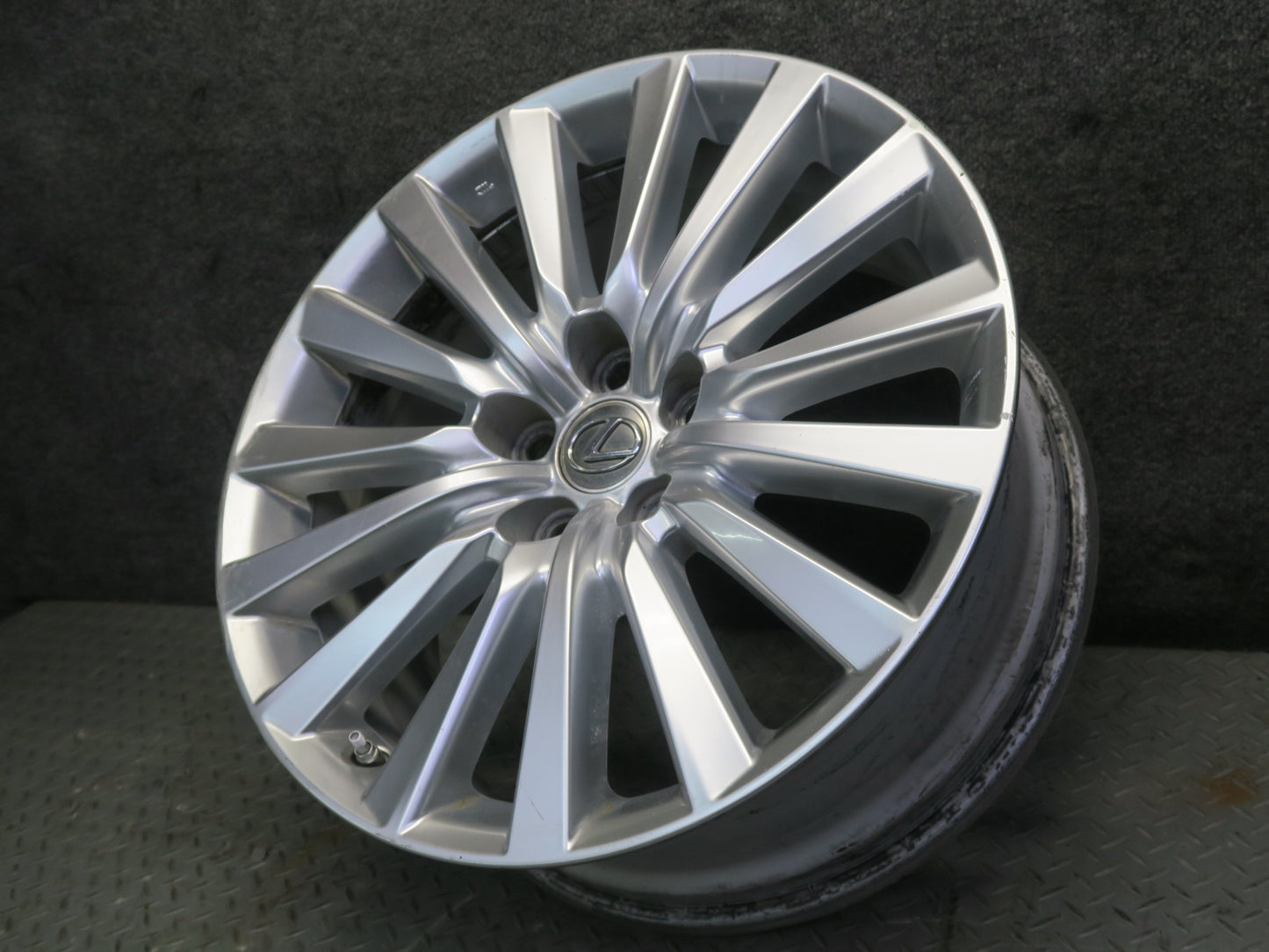 13-17 Lexus LS460 Factory Alloy R19 19" Wheel Rim 19x8J ET35 OEM