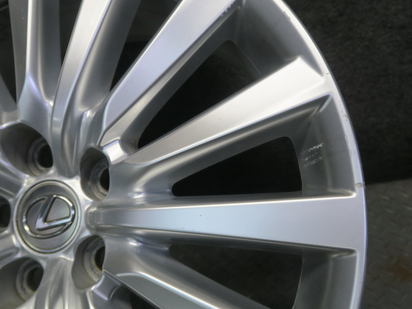 13-17 Lexus LS460 Factory Alloy R19 19" Wheel Rim 19x8J ET35 OEM