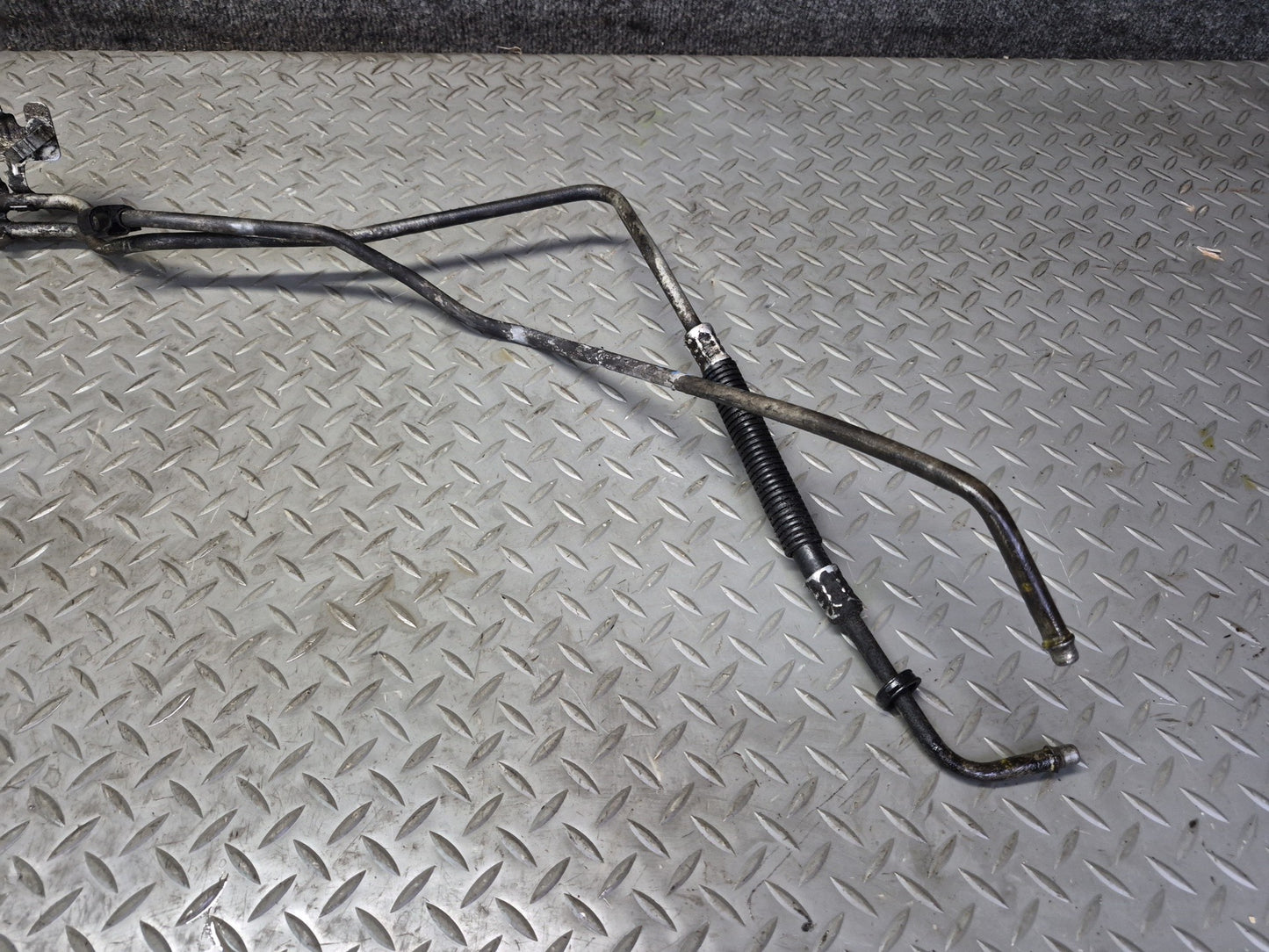2003-2005 Hummer H2 A/T Automatic Transmission Oil Cooler Hose Pipe Line Set