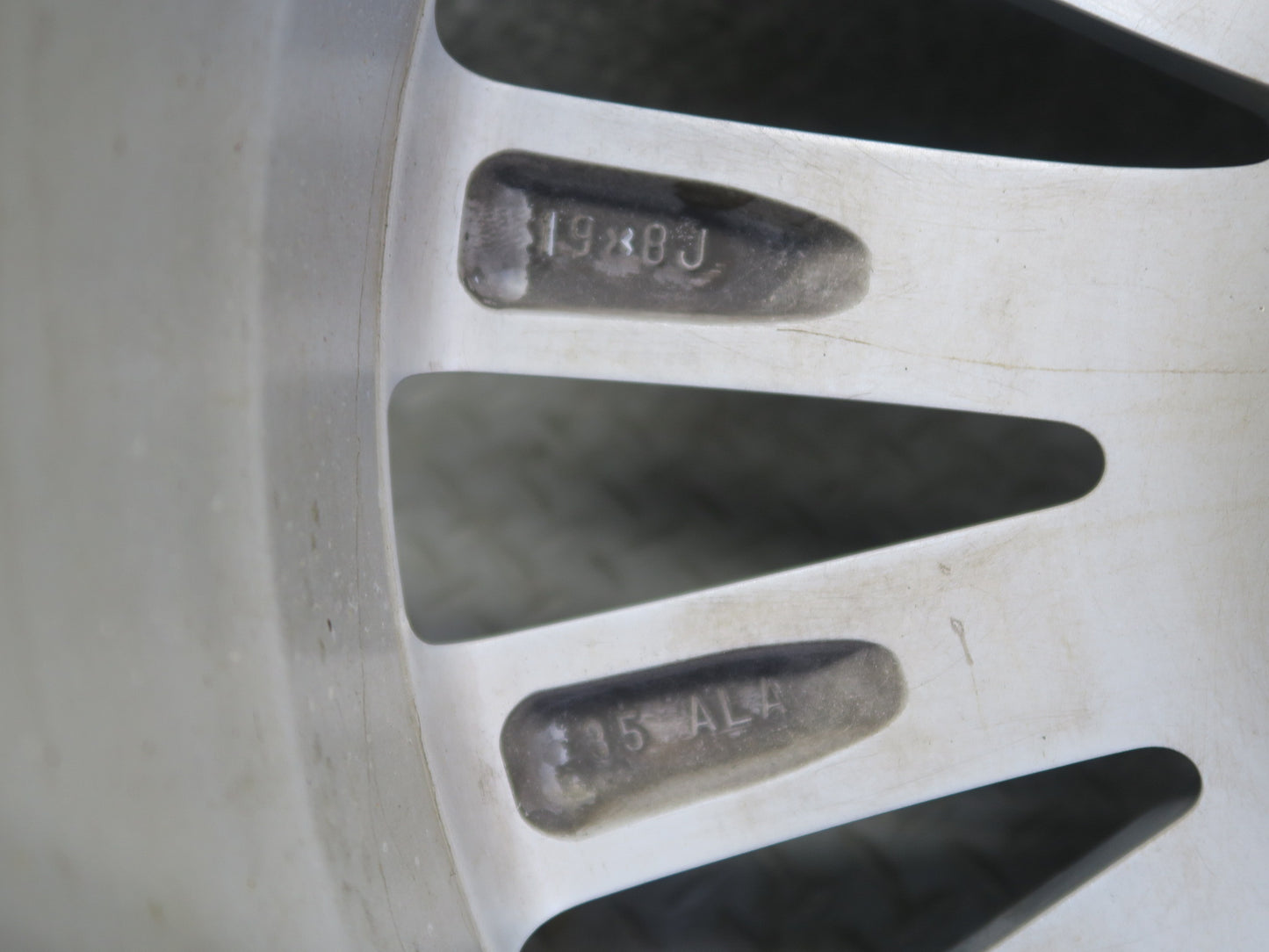 13-17 Lexus LS460 Factory Alloy R19 19" Wheel Rim 19x8J ET35 OEM