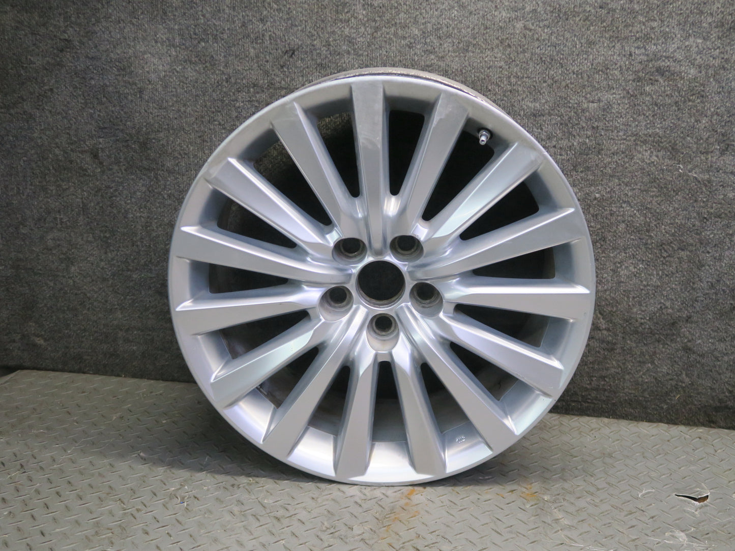 13-17 Lexus LS460 Factory Alloy R19 19" Wheel Rim 19x8J ET35 OEM