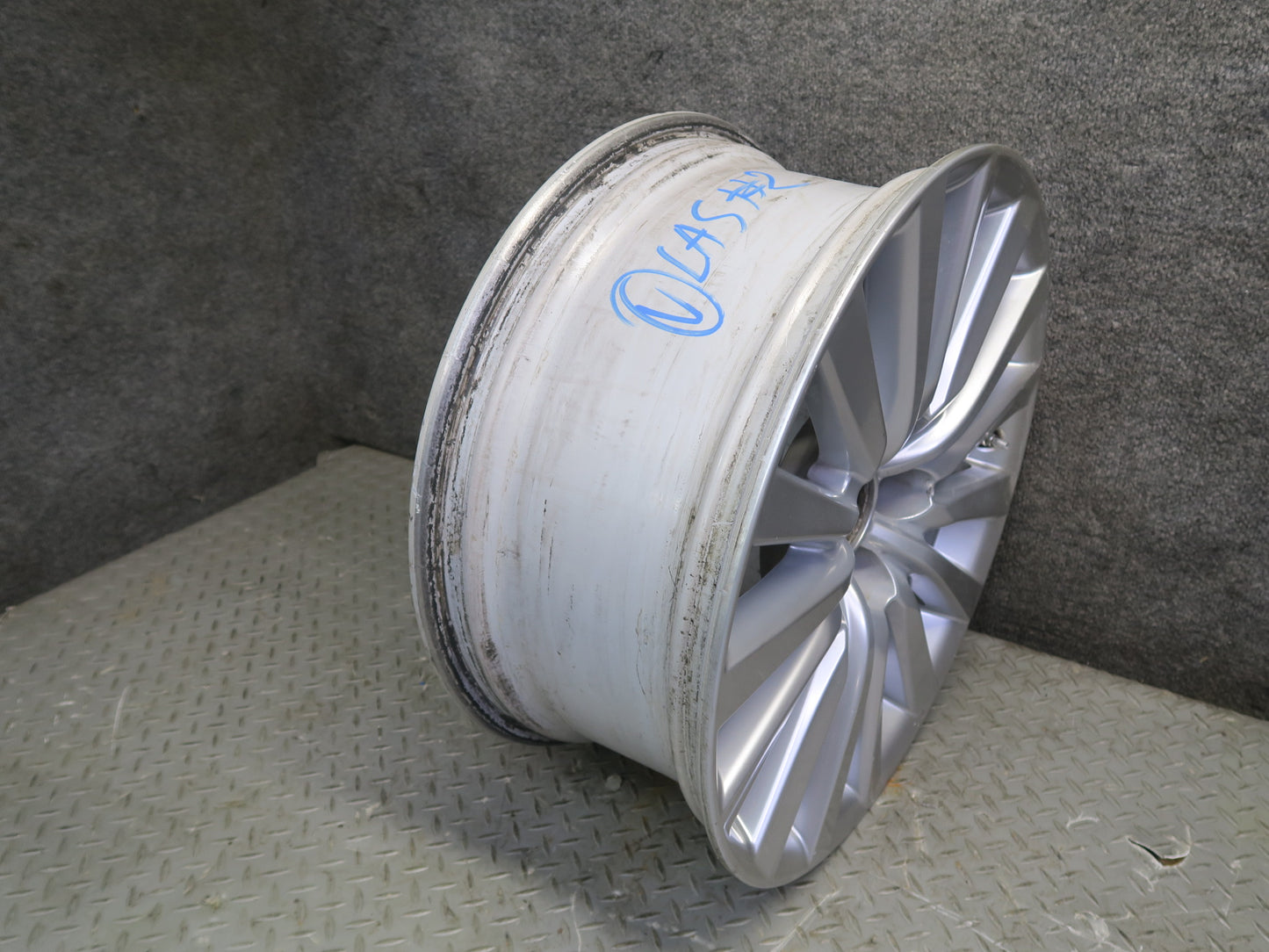 13-17 Lexus LS460 Factory Alloy R19 19" Wheel Rim 19x8J ET35 OEM