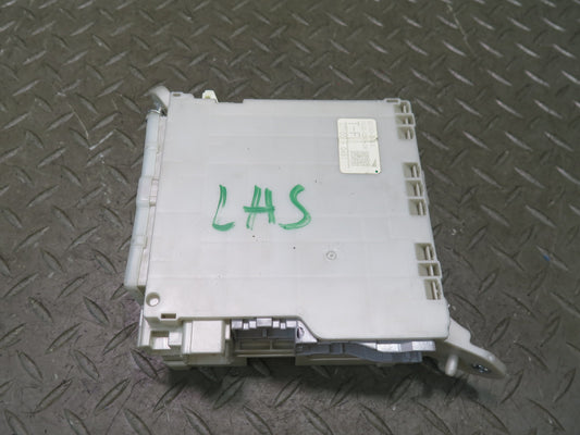 08-09 Lexus UVF46L LS600h Front Right Interior Cabin Fuse Relay Box Module