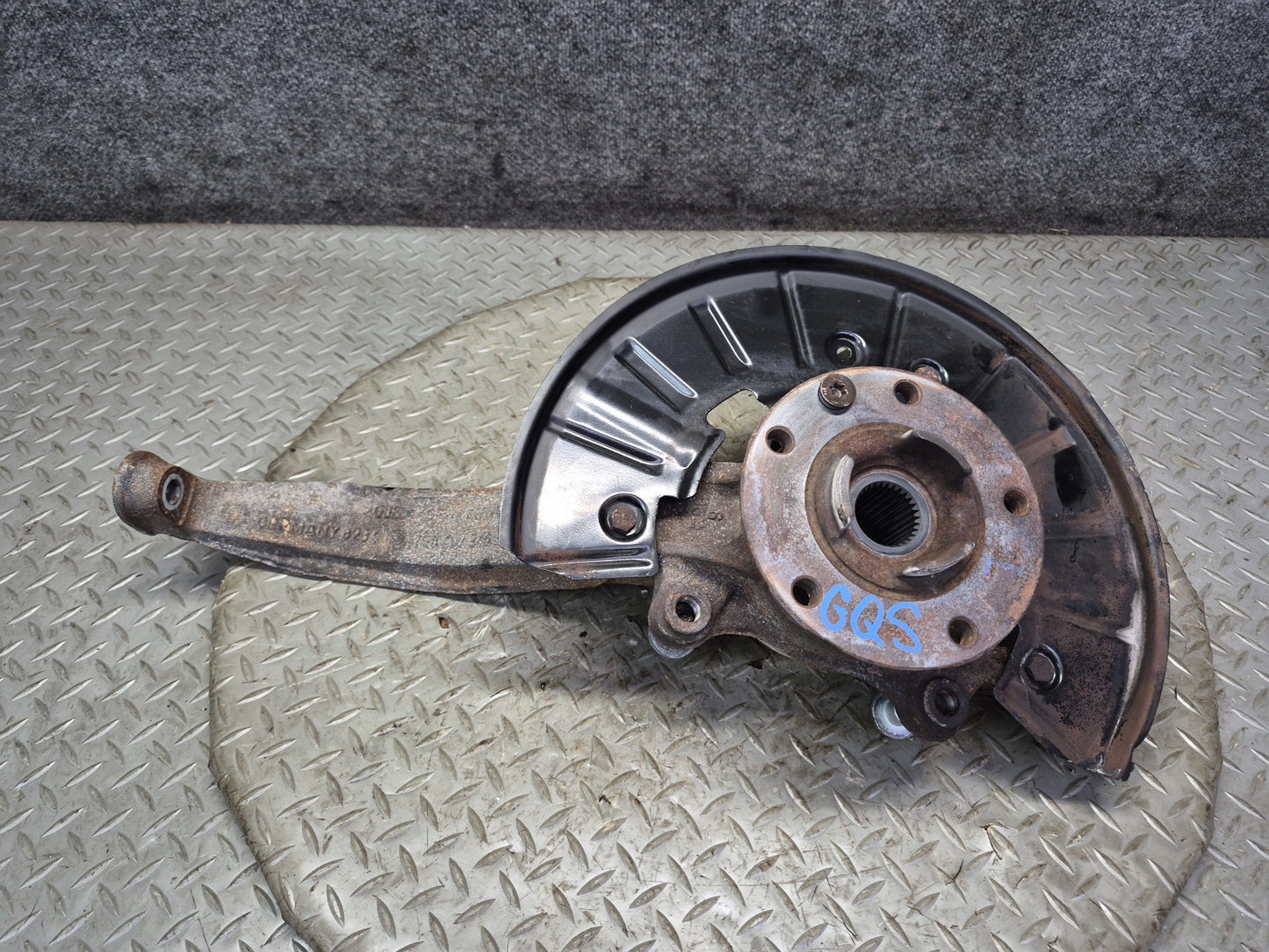 11-15 Audi 4L Q7 AWD Front Left Spindle Knuckle Wheel Hub Bearing 7P6407245A OEM