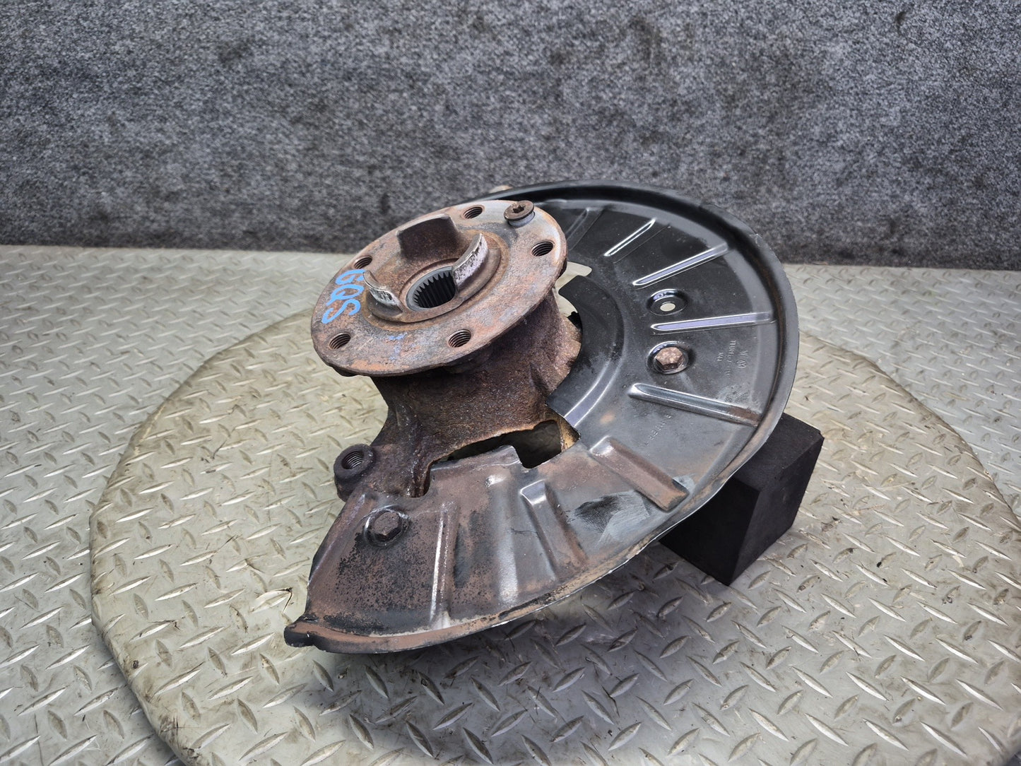 11-15 Audi 4L Q7 AWD Front Left Spindle Knuckle Wheel Hub Bearing 7P6407245A OEM