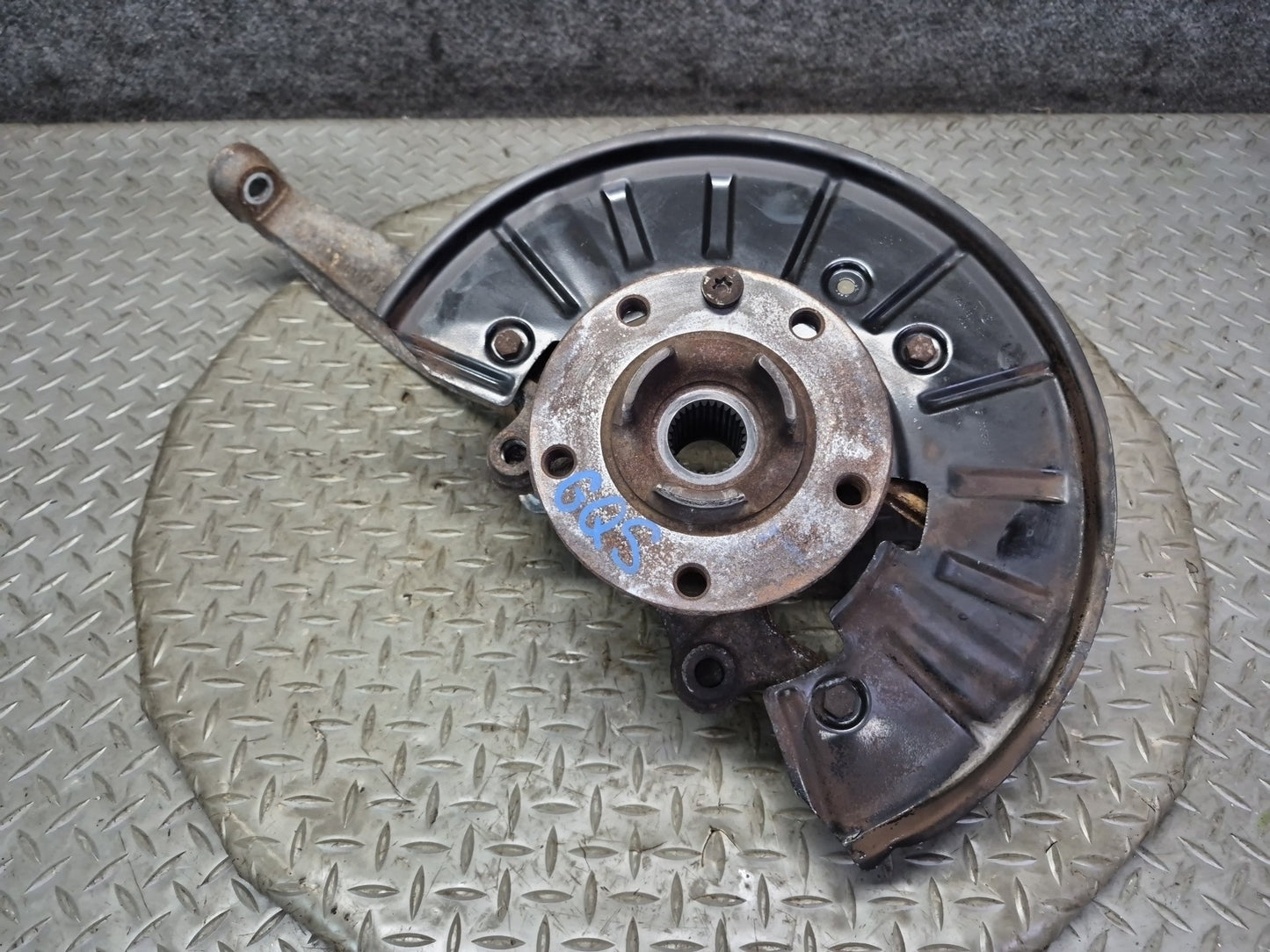 11-15 Audi 4L Q7 AWD Front Left Spindle Knuckle Wheel Hub Bearing 7P6407245A OEM