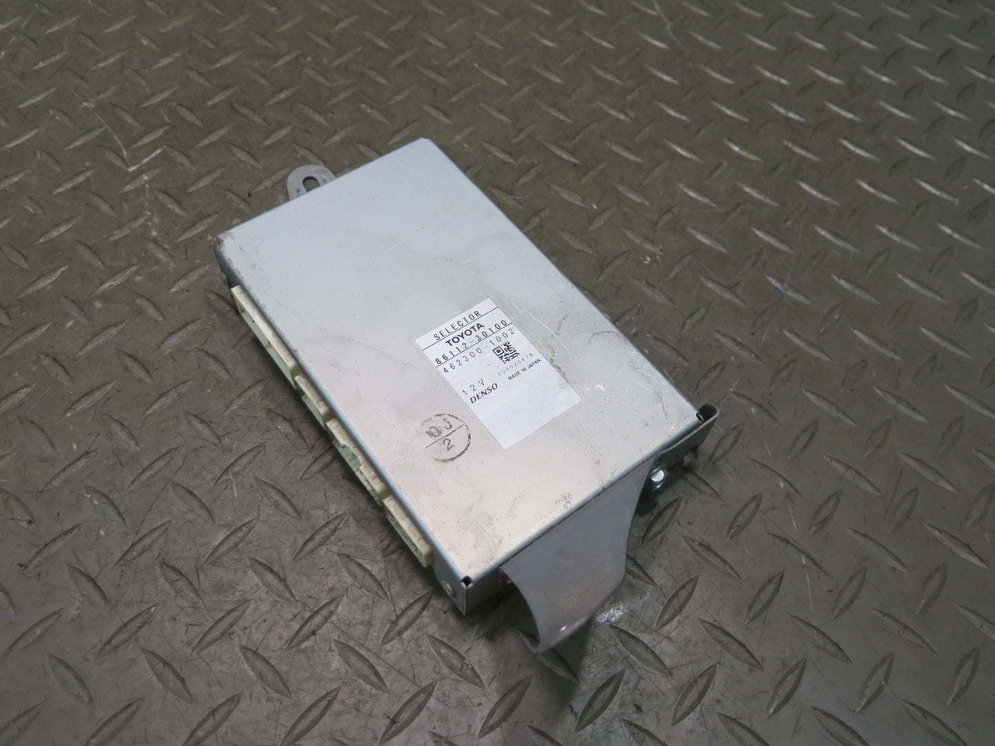 07-09 Lexus UVF46L LS600h LS460 Display Selector Control Module 86112-30100 OEM