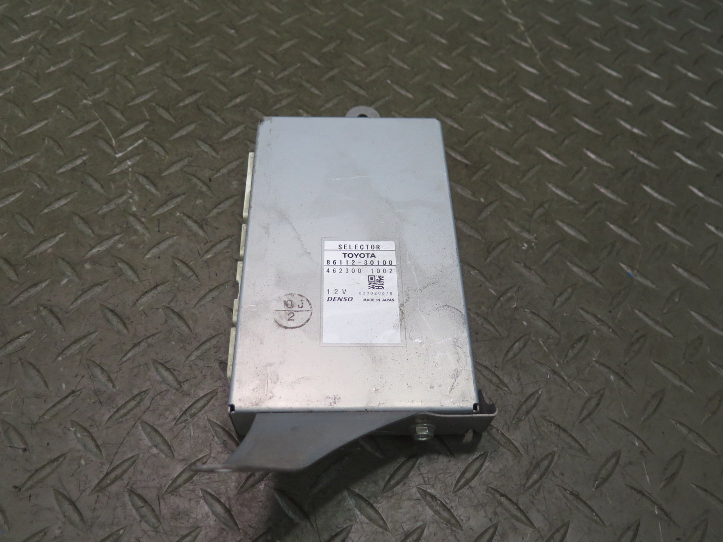 07-09 Lexus UVF46L LS600h LS460 Display Selector Control Module 86112-30100 OEM